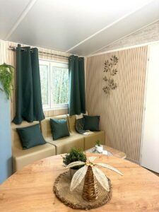Salon renovation complete mobil home